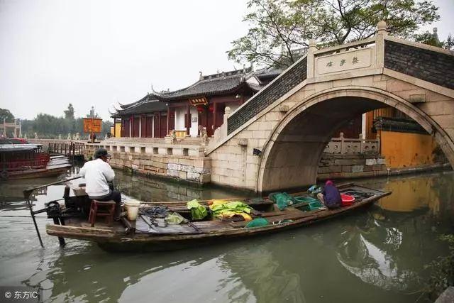 项羽和刘邦比起来，究竟谁更适合管理国家呢？游戏画面